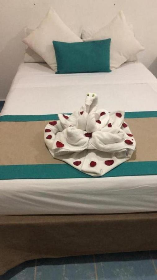 D'atyi 10 Avenue Inn